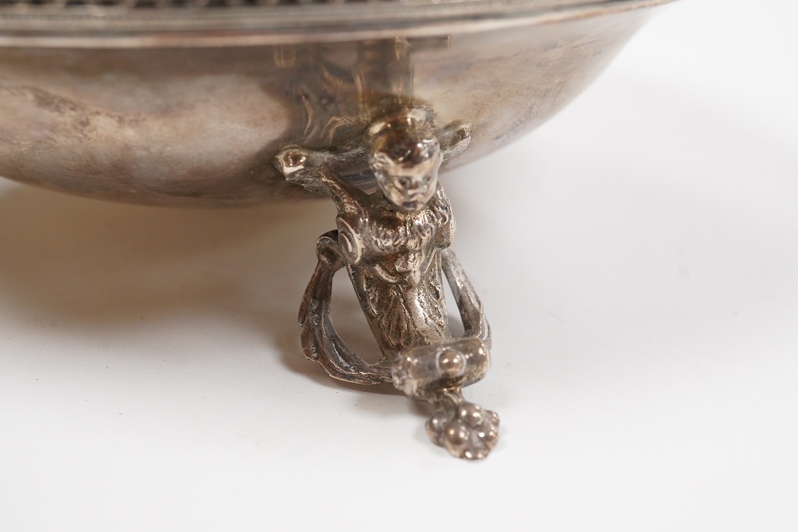 A George V silver bowl, on three figural supports, by Mappin & Webb, London, 1921, diameter 15cm, 7.5oz.